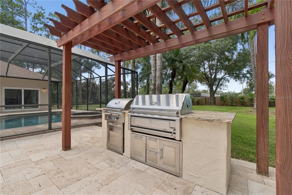 En Venta: $1,100,000 (4 camas, 3 baños, 3259 Pies cuadrados)