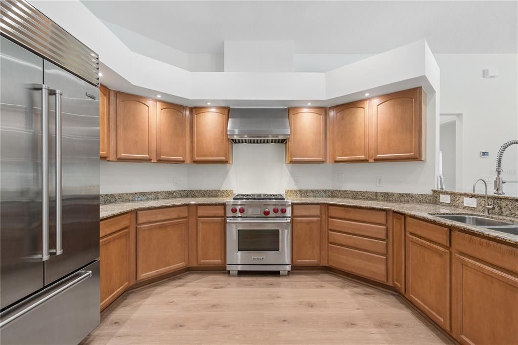 En Venta: $1,100,000 (4 camas, 3 baños, 3259 Pies cuadrados)