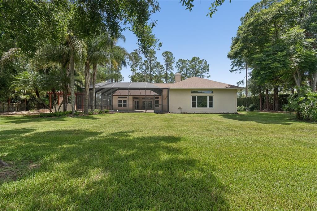 En Venta: $1,100,000 (4 camas, 3 baños, 3259 Pies cuadrados)
