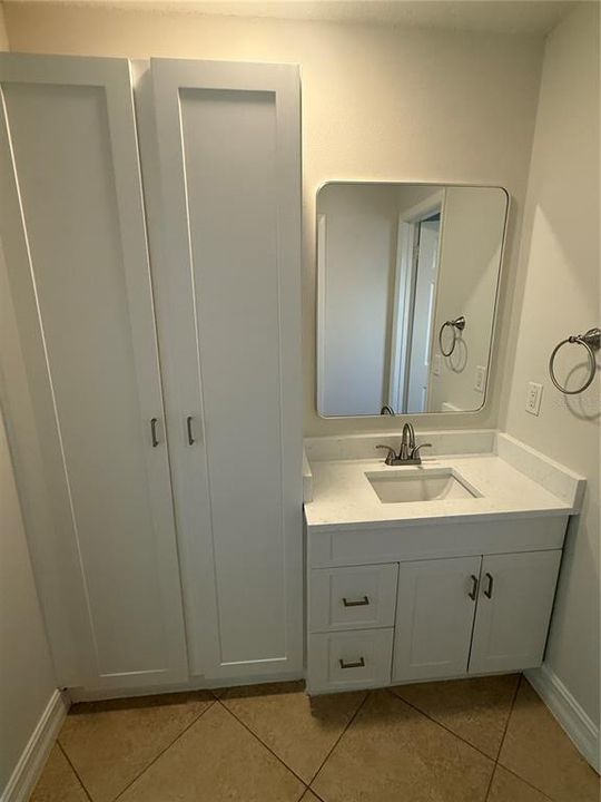 For Rent: $2,200 (3 beds, 2 baths, 1554 Square Feet)