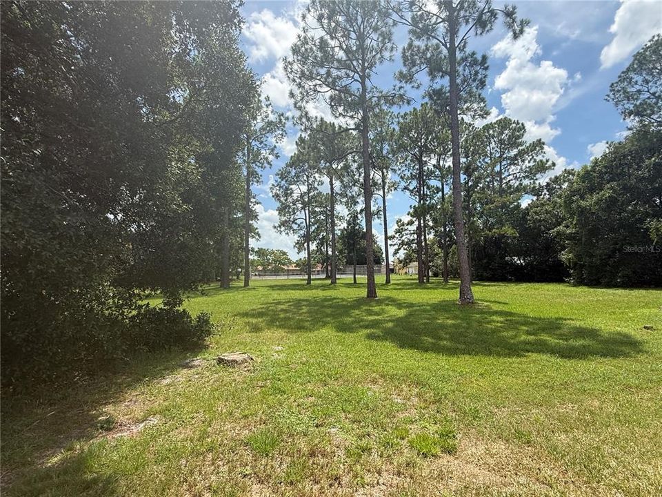 For Rent: $2,200 (3 beds, 2 baths, 1554 Square Feet)