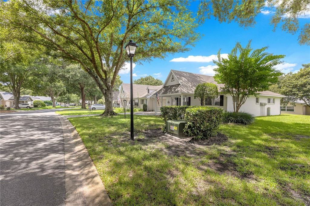 For Sale: $199,900 (2 beds, 2 baths, 1375 Square Feet)
