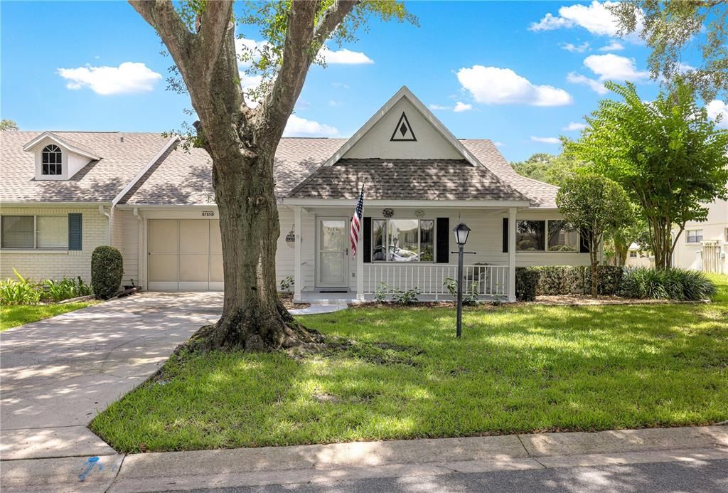 For Sale: $199,900 (2 beds, 2 baths, 1375 Square Feet)