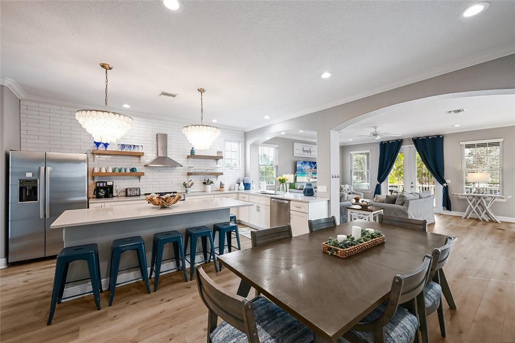 For Sale: $2,985,000 (4 beds, 3 baths, 2567 Square Feet)