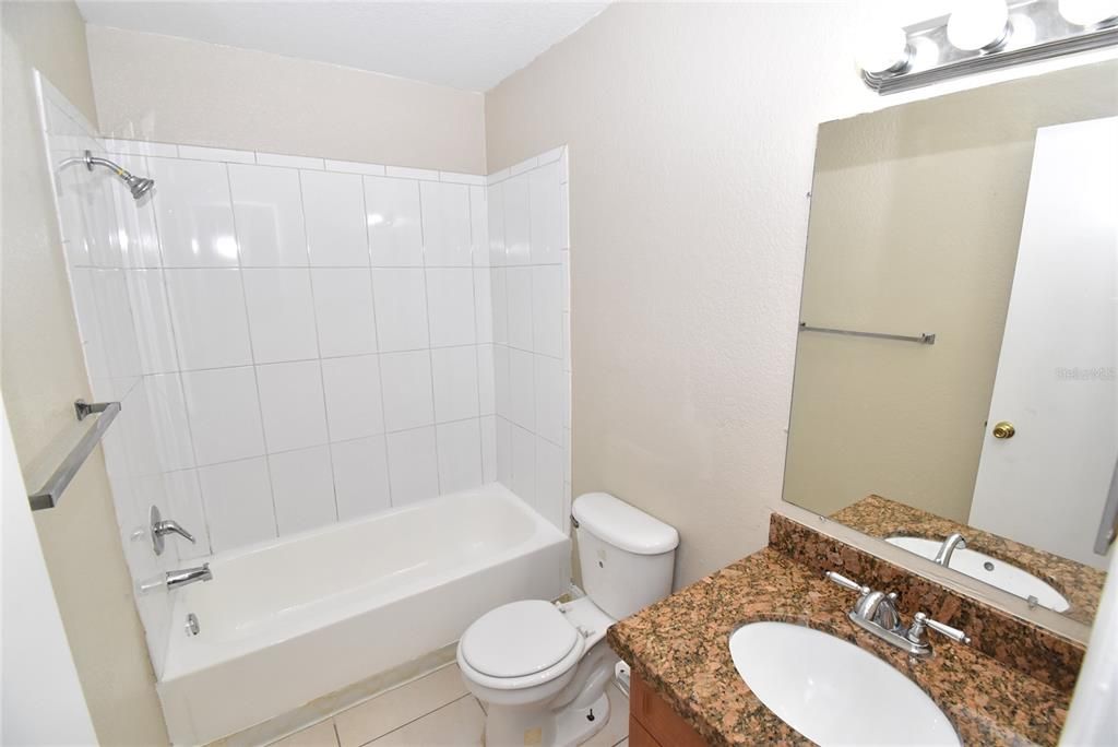 На продажу: $149,500 (1 спален, 1 ванн, 644 Квадратных фут)