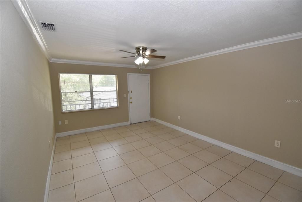 На продажу: $149,500 (1 спален, 1 ванн, 644 Квадратных фут)