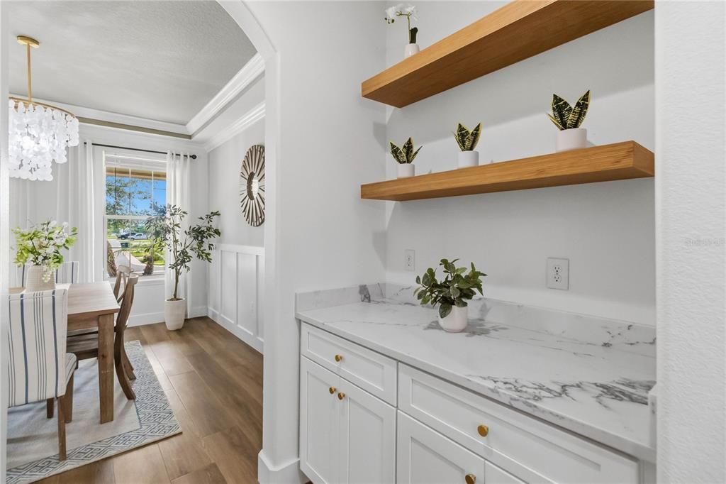En Venta: $845,000 (4 camas, 3 baños, 3267 Pies cuadrados)