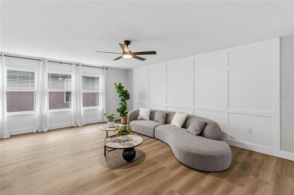 En Venta: $845,000 (4 camas, 3 baños, 3267 Pies cuadrados)