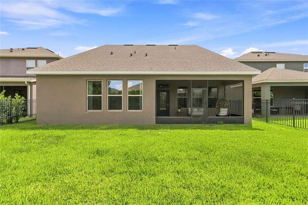 En Venta: $845,000 (4 camas, 3 baños, 3267 Pies cuadrados)