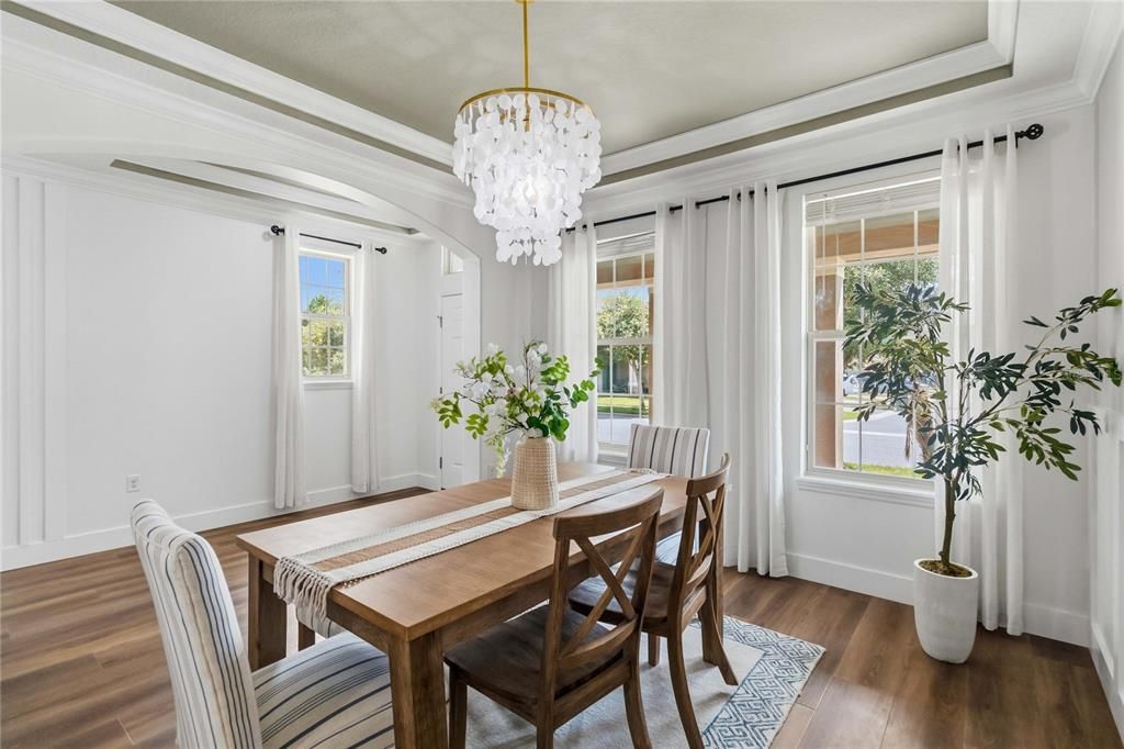 En Venta: $845,000 (4 camas, 3 baños, 3267 Pies cuadrados)