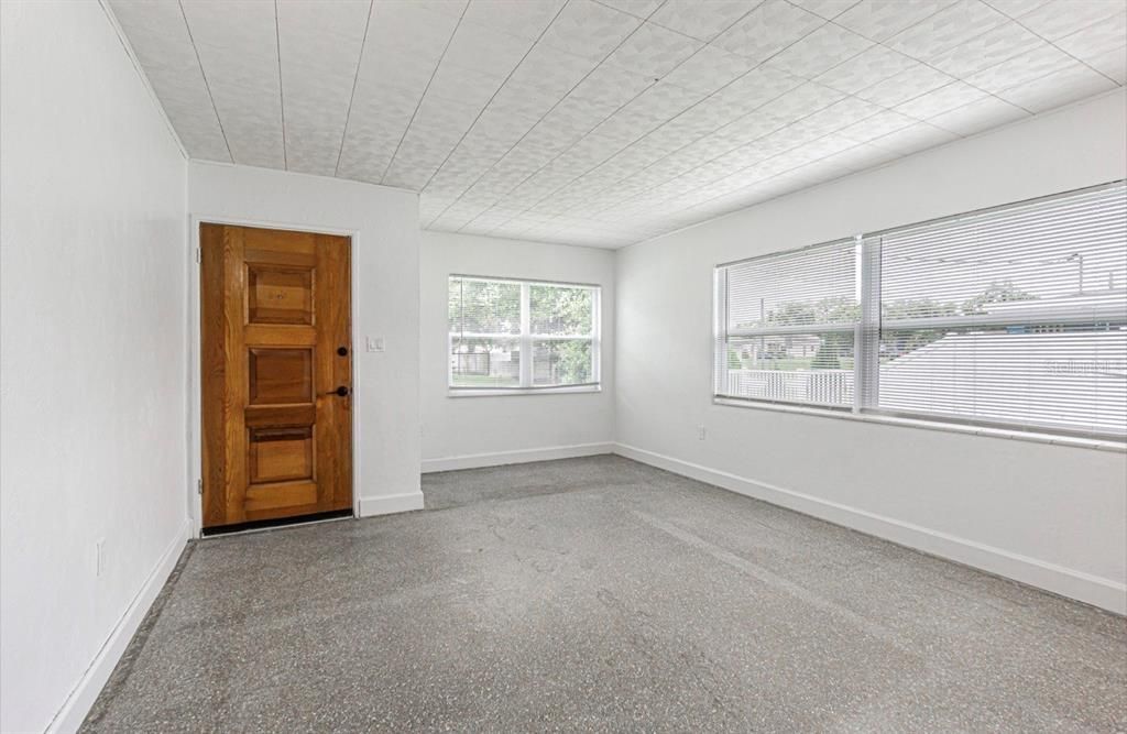 В аренду: $2,300 (3 спален, 2 ванн, 1495 Квадратных фут)