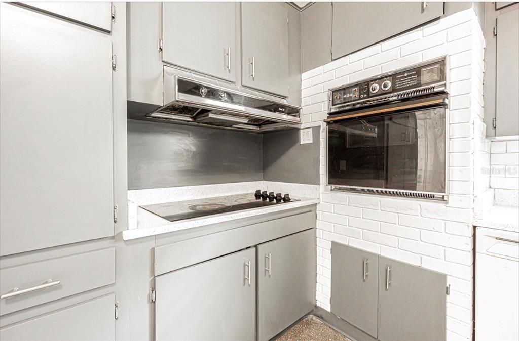 В аренду: $2,300 (3 спален, 2 ванн, 1495 Квадратных фут)