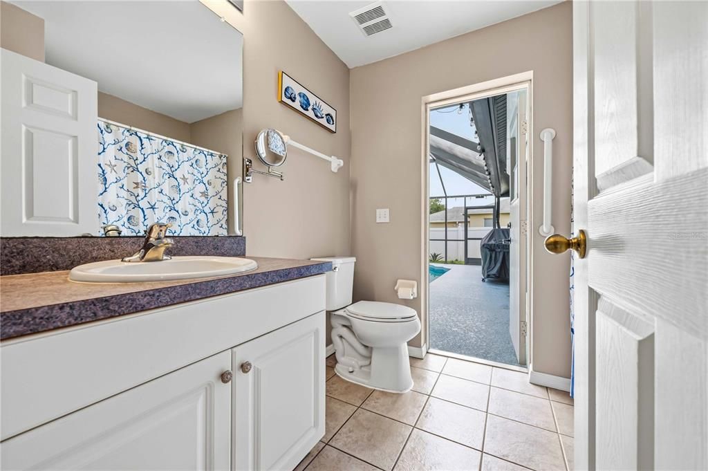 Active With Contract: $395,000 (3 beds, 2 baths, 1559 Square Feet)