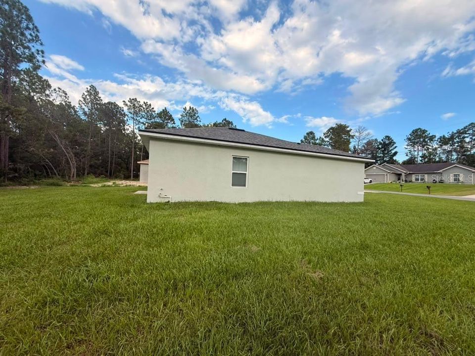 В аренду: $1,850 (4 спален, 2 ванн, 1580 Квадратных фут)