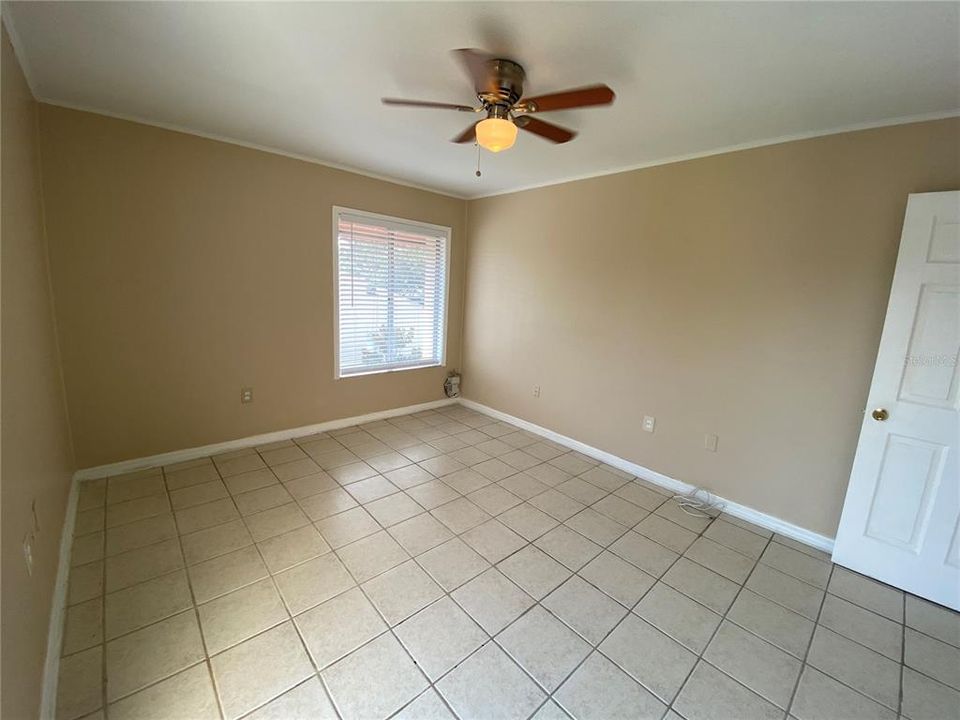 For Rent: $1,195 (1 beds, 1 baths, 710 Square Feet)