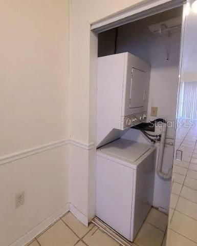 For Rent: $1,195 (1 beds, 1 baths, 710 Square Feet)