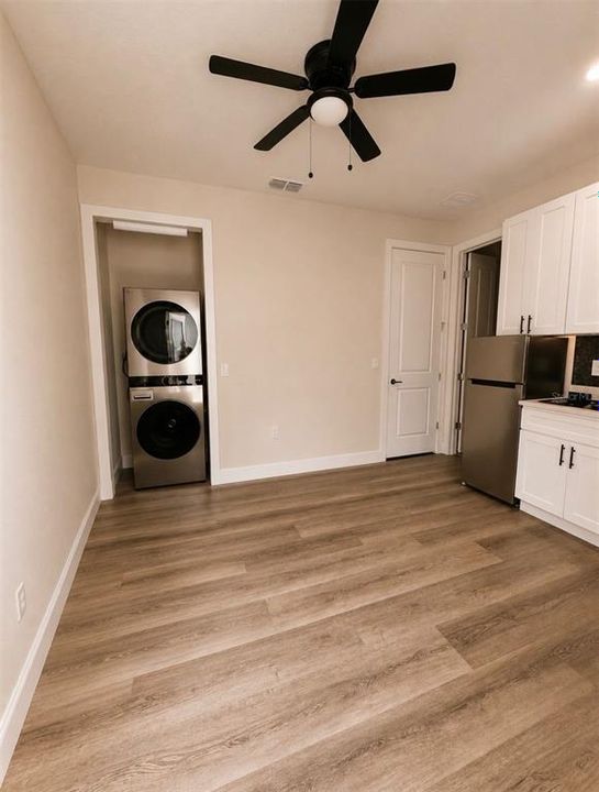 For Rent: $1,500 (1 beds, 1 baths, 350 Square Feet)