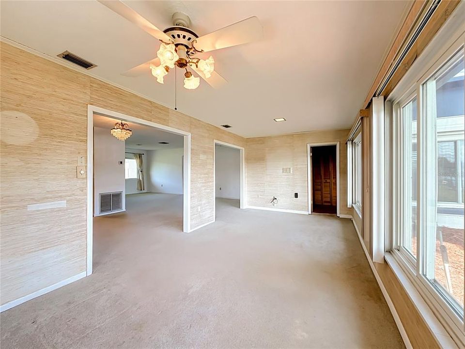 For Sale: $459,900 (3 beds, 2 baths, 1532 Square Feet)