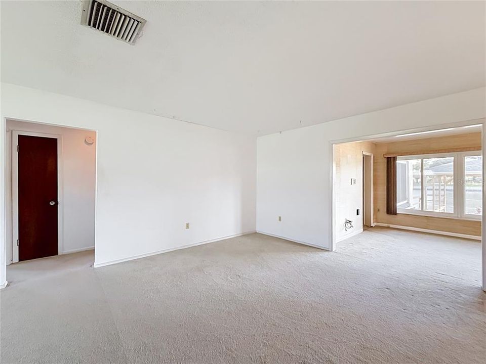 For Sale: $459,900 (3 beds, 2 baths, 1532 Square Feet)