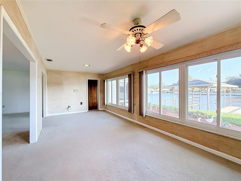 For Sale: $459,900 (3 beds, 2 baths, 1532 Square Feet)