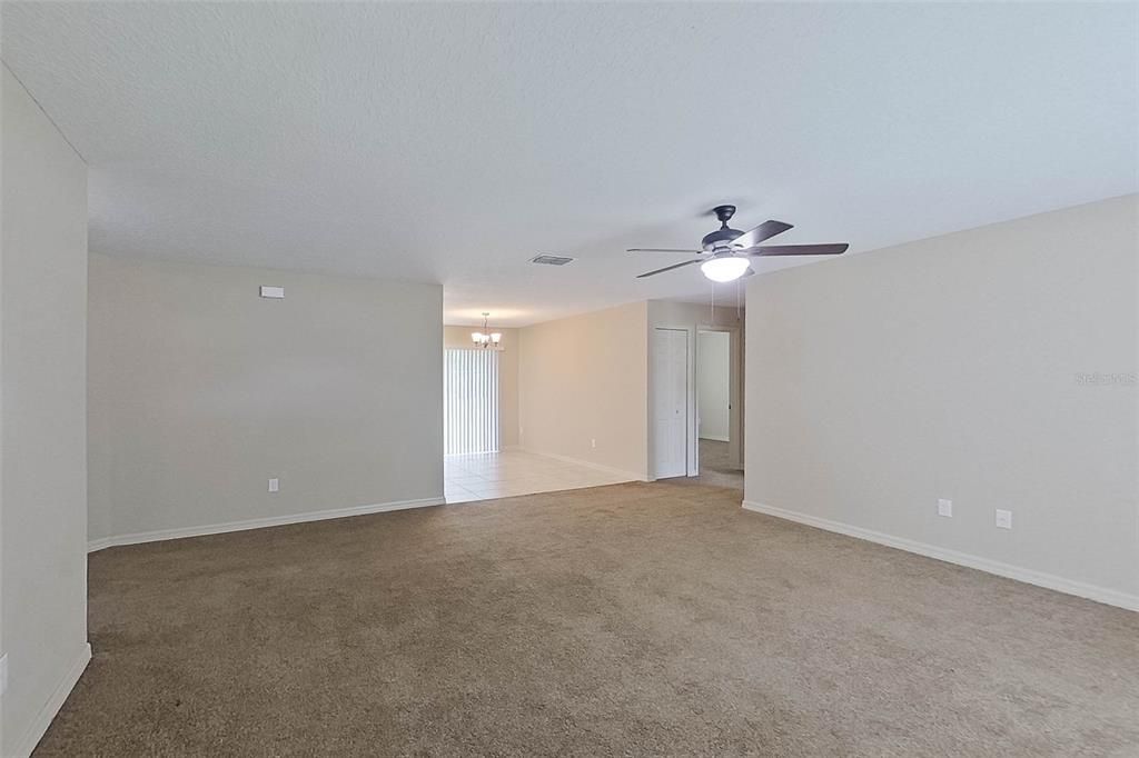 В аренду: $1,895 (3 спален, 2 ванн, 1311 Квадратных фут)