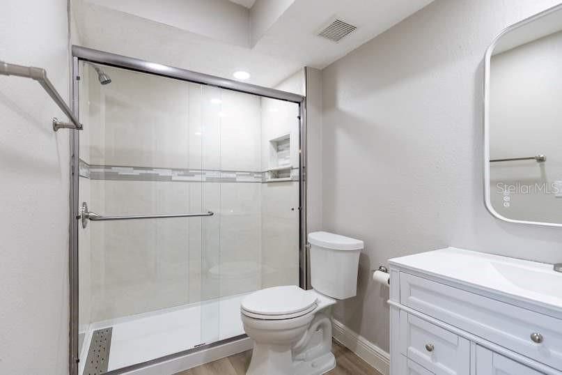 В аренду: $1,800 (2 спален, 2 ванн, 1054 Квадратных фут)