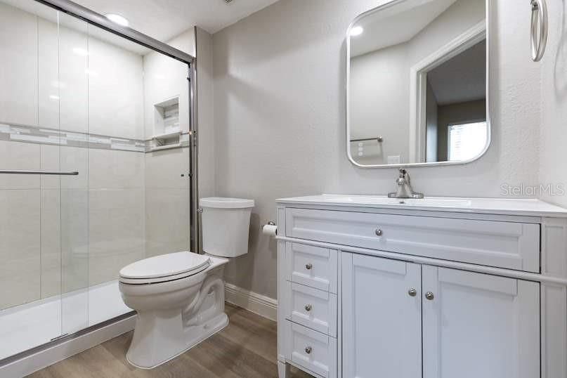 В аренду: $1,800 (2 спален, 2 ванн, 1054 Квадратных фут)