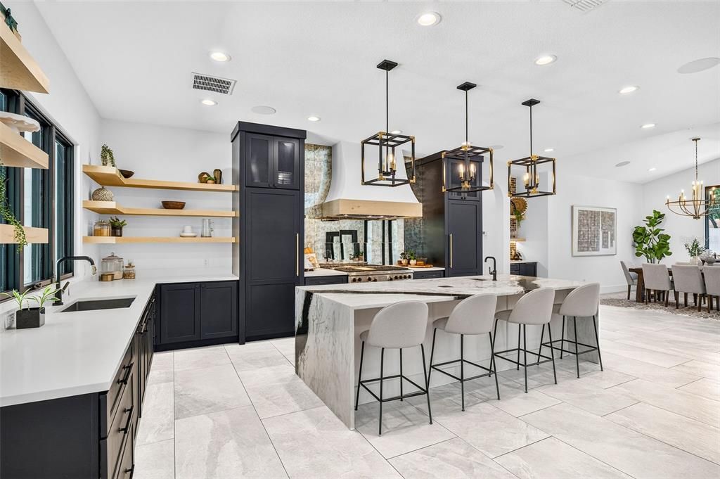 En Venta: $4,750,000 (5 camas, 4 baños, 4542 Pies cuadrados)