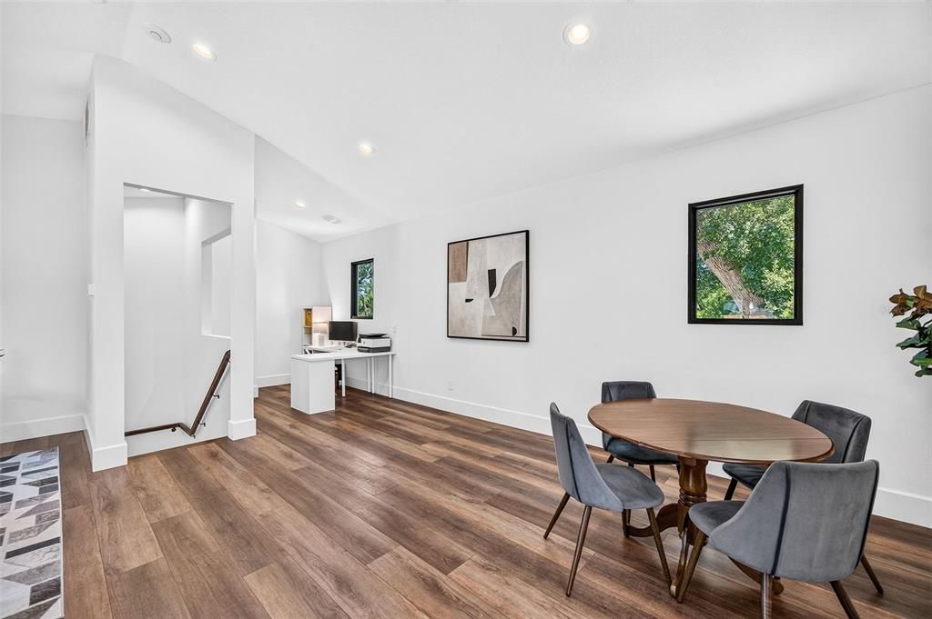 En Venta: $4,750,000 (5 camas, 4 baños, 4542 Pies cuadrados)