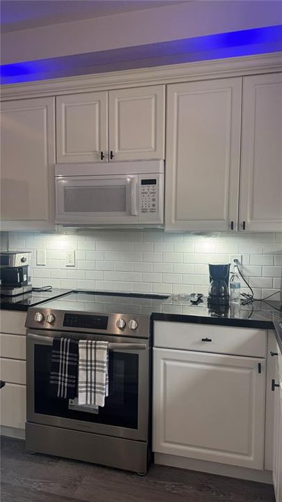 В аренду: $2,250 (3 спален, 2 ванн, 1408 Квадратных фут)