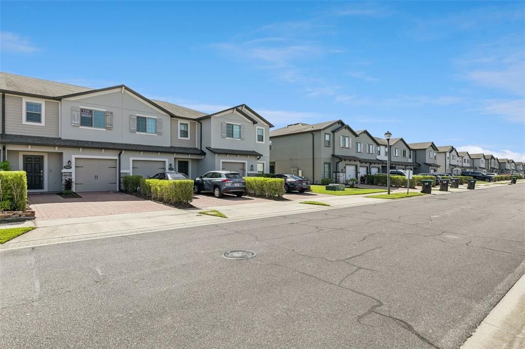 For Rent: $2,600 (3 beds, 2 baths, 1451 Square Feet)