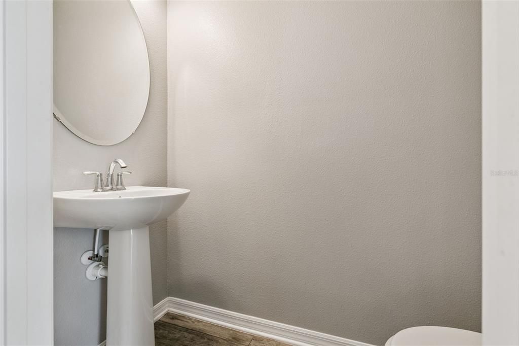 For Rent: $2,600 (3 beds, 2 baths, 1451 Square Feet)