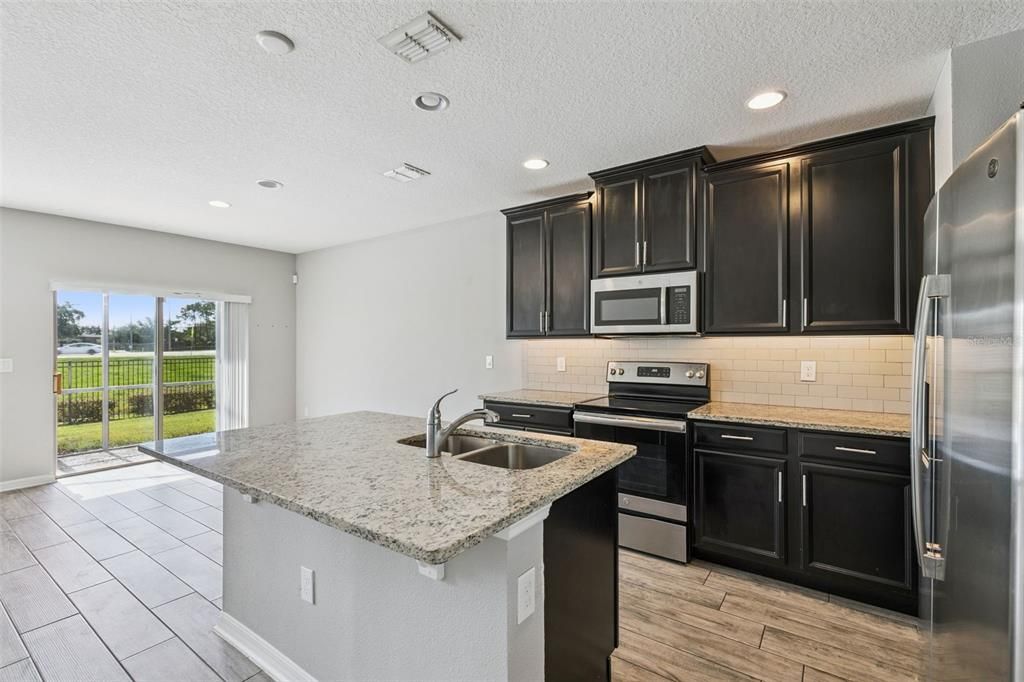 For Rent: $2,600 (3 beds, 2 baths, 1451 Square Feet)