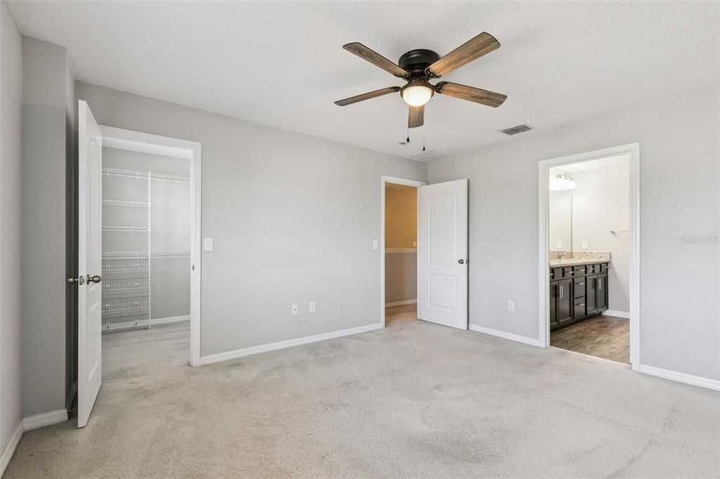 For Rent: $2,600 (3 beds, 2 baths, 1451 Square Feet)