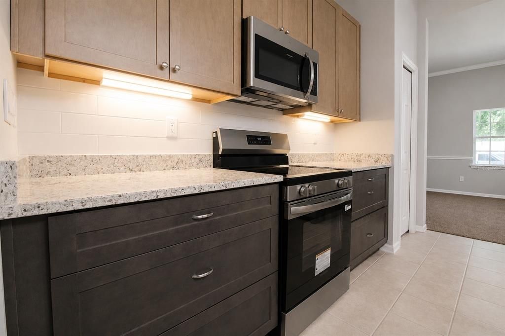 For Sale: $540,000 (5 beds, 3 baths, 2450 Square Feet)