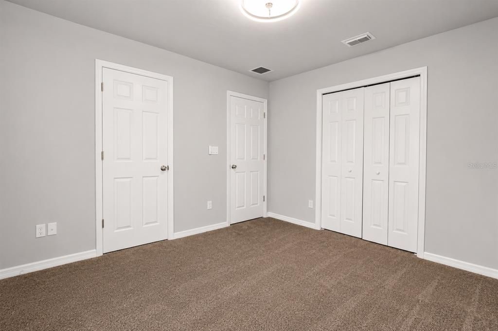 For Sale: $540,000 (5 beds, 3 baths, 2450 Square Feet)