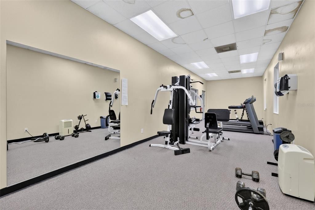 Active With Contract: $280,000 (3 beds, 2 baths, 1421 Square Feet)