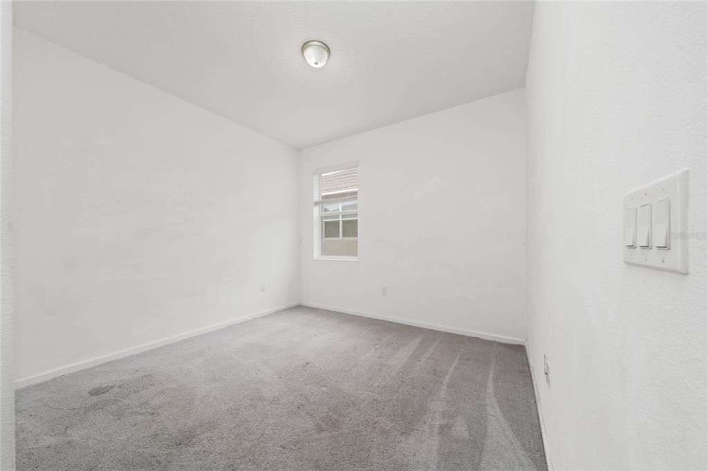 For Sale: $284,000 (3 beds, 2 baths, 1582 Square Feet)