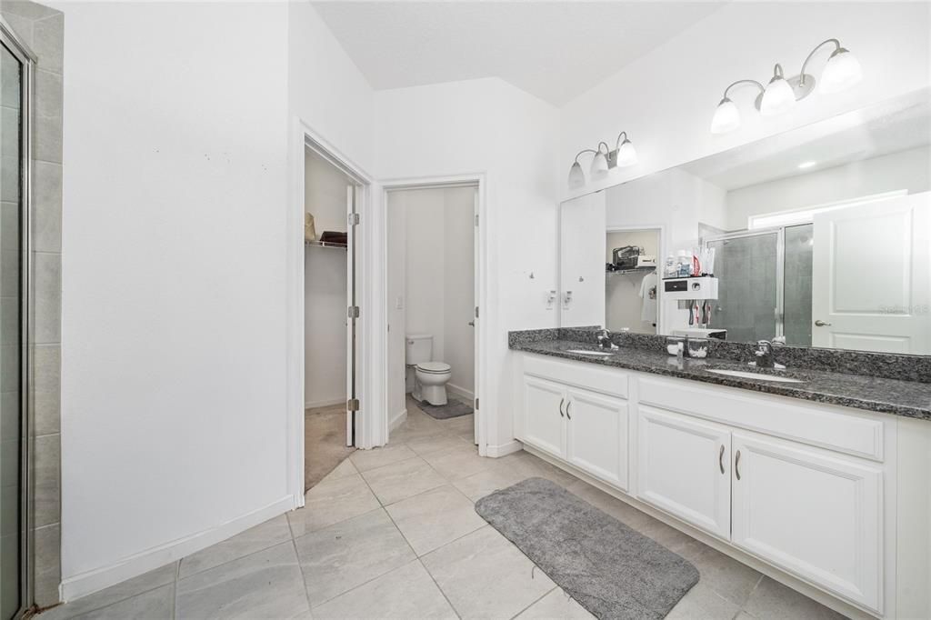 For Sale: $284,000 (3 beds, 2 baths, 1582 Square Feet)