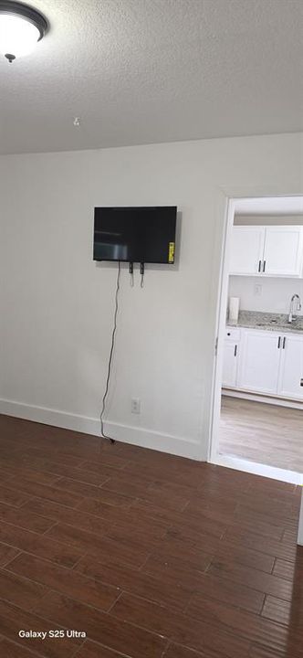 En Venta: $399,999 (4 camas, 3 baños, 1041 Pies cuadrados)