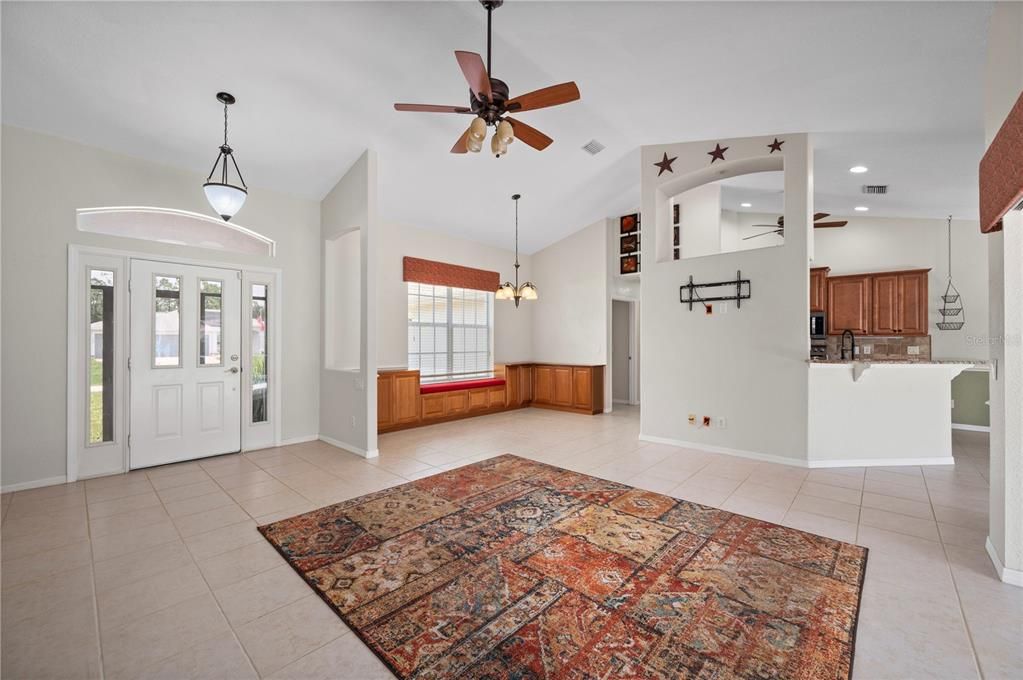 En Venta: $399,900 (3 camas, 2 baños, 1739 Pies cuadrados)