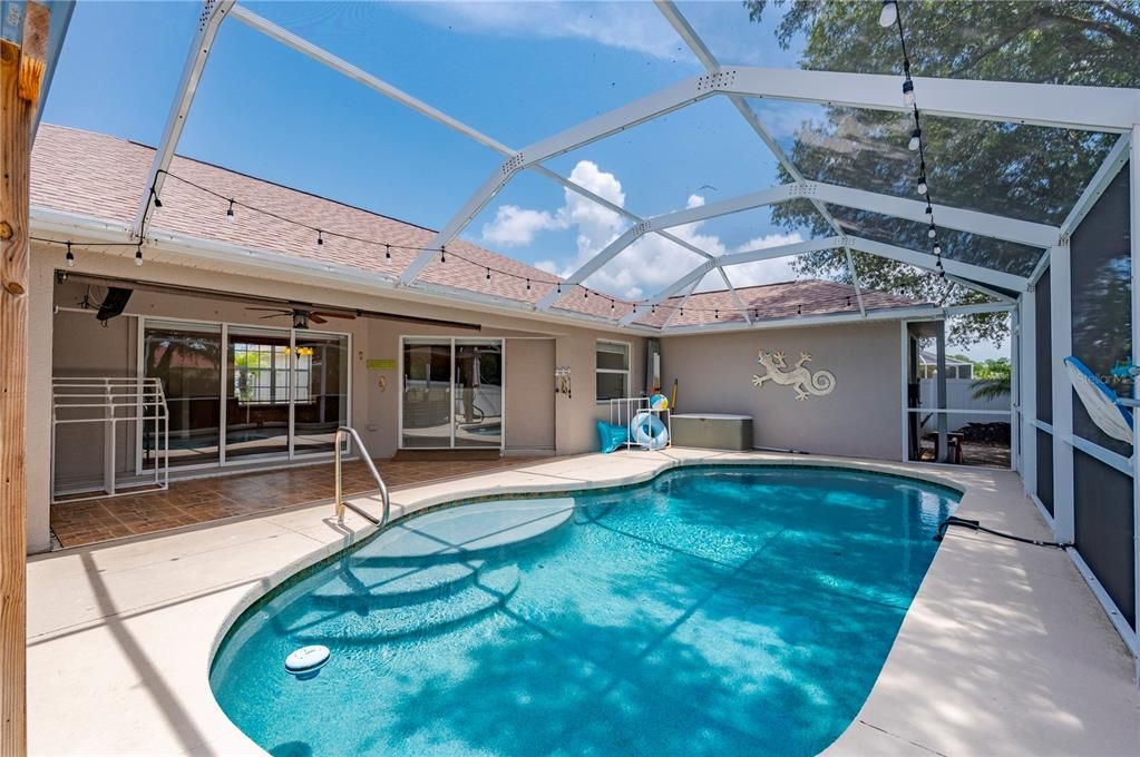 En Venta: $399,900 (3 camas, 2 baños, 1739 Pies cuadrados)