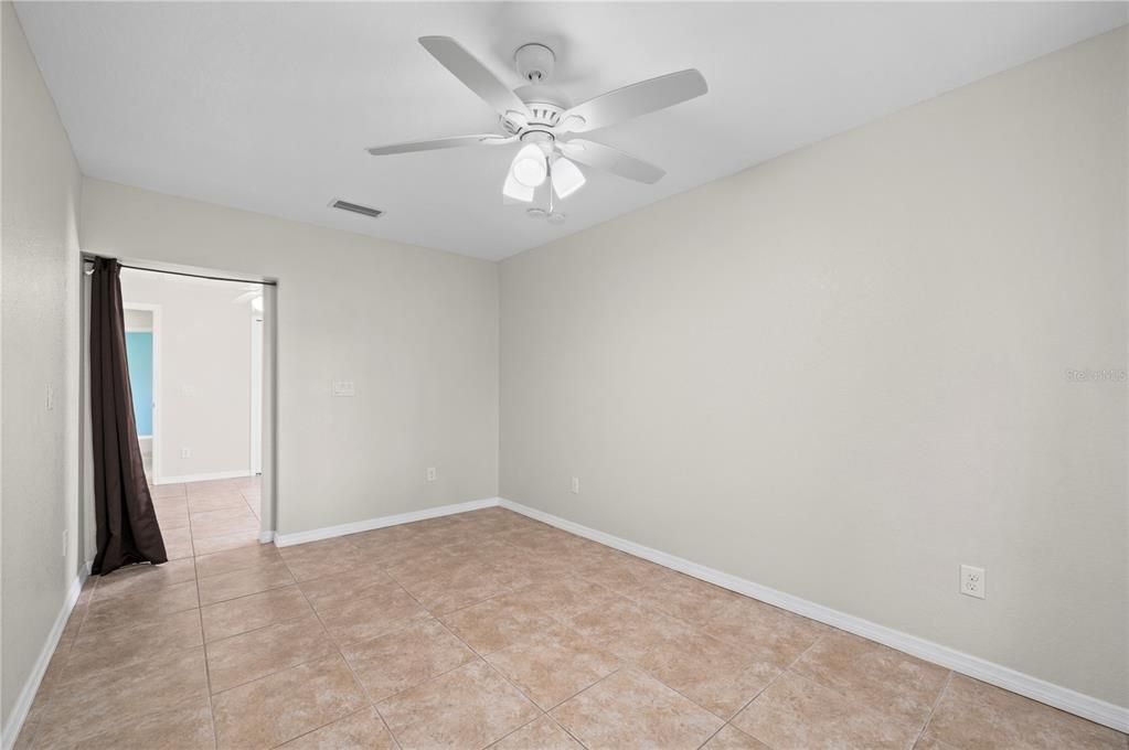 En Venta: $399,900 (3 camas, 2 baños, 1739 Pies cuadrados)