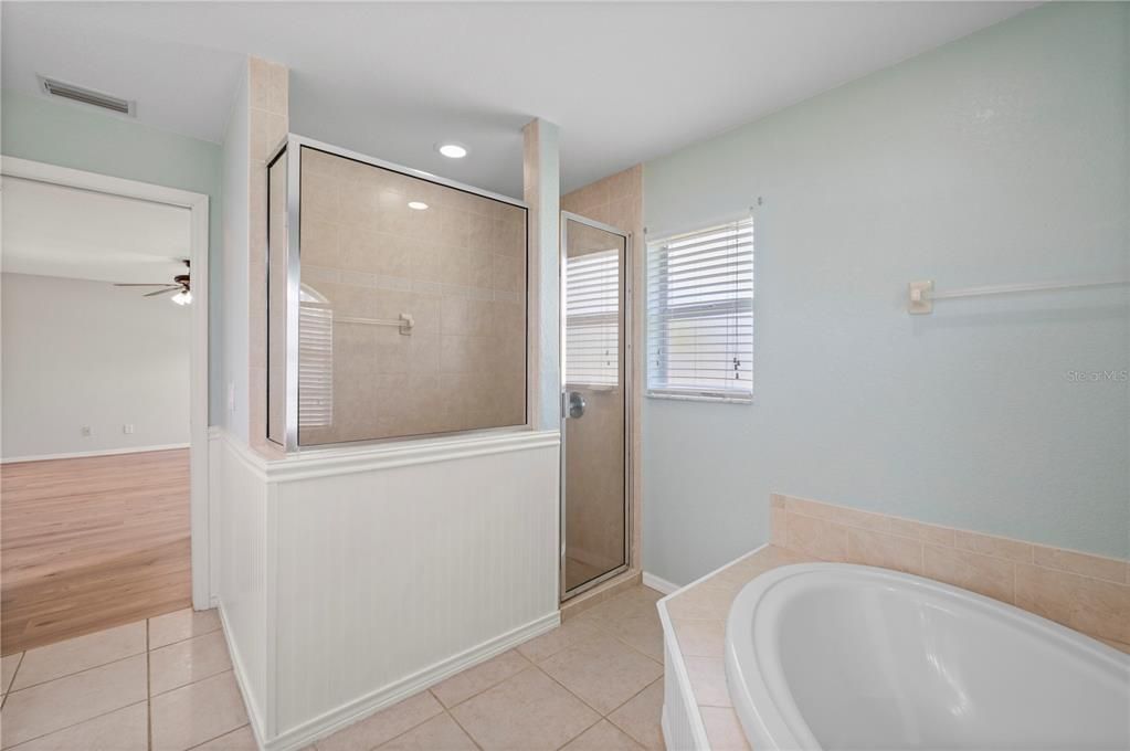 En Venta: $399,900 (3 camas, 2 baños, 1739 Pies cuadrados)