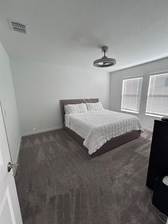 В аренду: $4,300 (4 спален, 3 ванн, 2099 Квадратных фут)