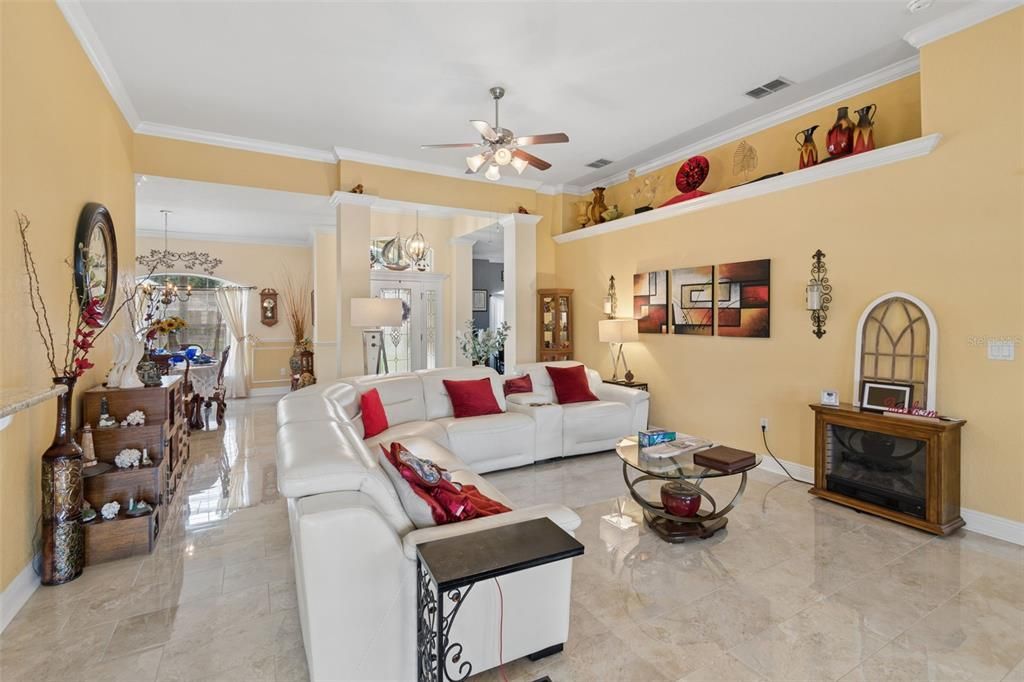 Active With Contract: $539,900 (4 beds, 2 baths, 2315 Square Feet)
