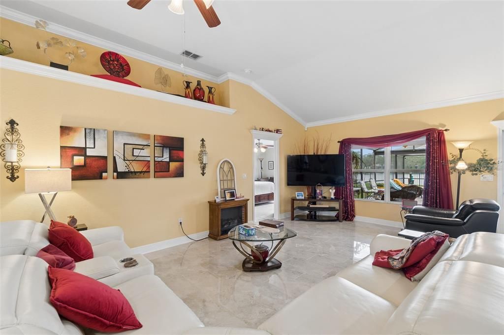 Active With Contract: $539,900 (4 beds, 2 baths, 2315 Square Feet)