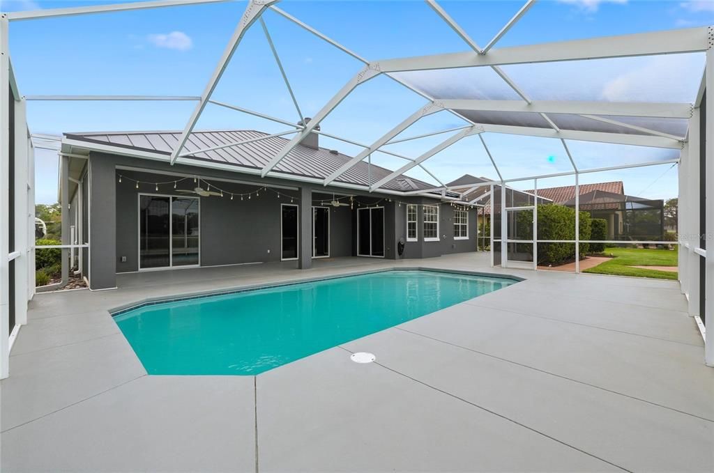 En Venta: $749,000 (3 camas, 3 baños, 2493 Pies cuadrados)