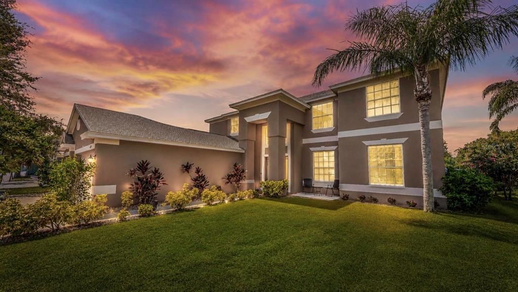 En Venta: $699,900 (4 camas, 3 baños, 3179 Pies cuadrados)