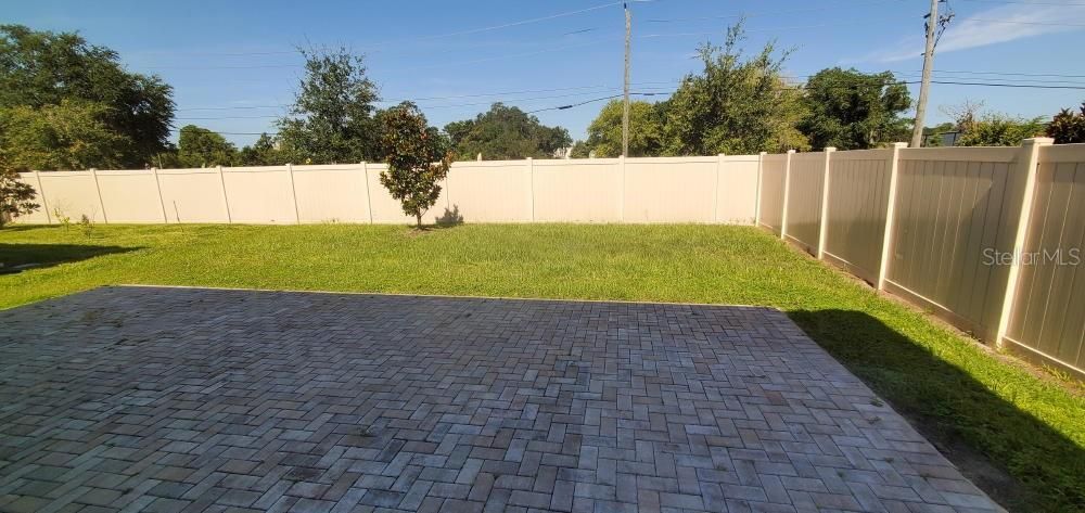 En Venta: $429,900 (4 camas, 3 baños, 2375 Pies cuadrados)